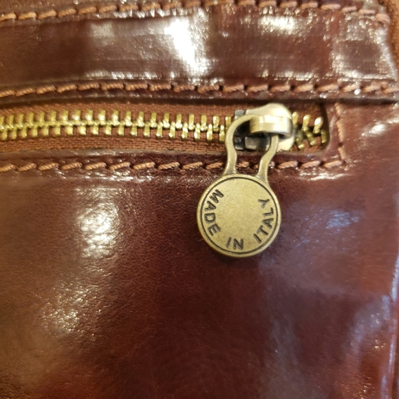 NEW! ITALIAN LEATHER BAG - AUTHENTIC (w/ Adjustable Strap) - Picture 7 of 10